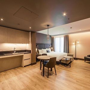 Studio Accessible aux Personnes à Mobilité Réduite Lit King-Size